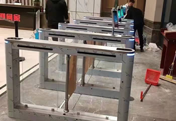 建筑工地實(shí)名制閘機(jī)的管理方式和要求是什么？