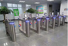 智能人行擺閘價格多少錢？